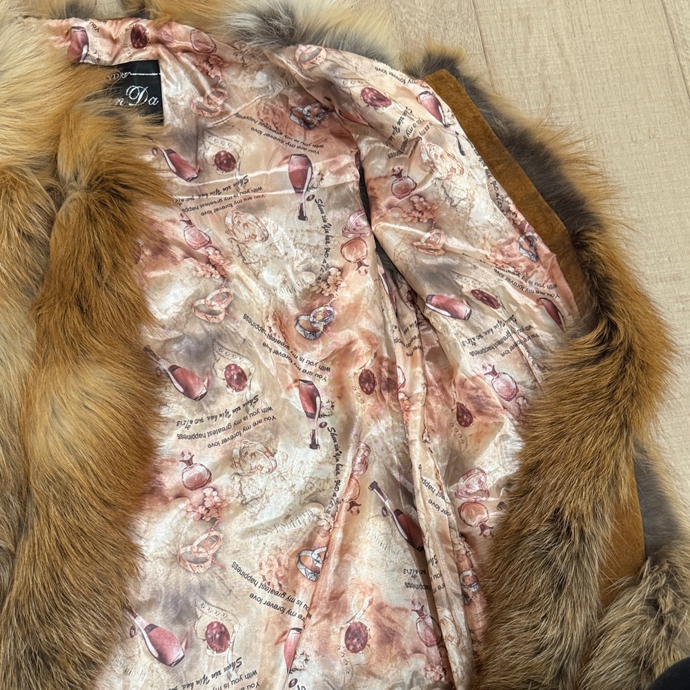 Real Fox Fur Vest in Brown and Gray - Picture 2 of 6